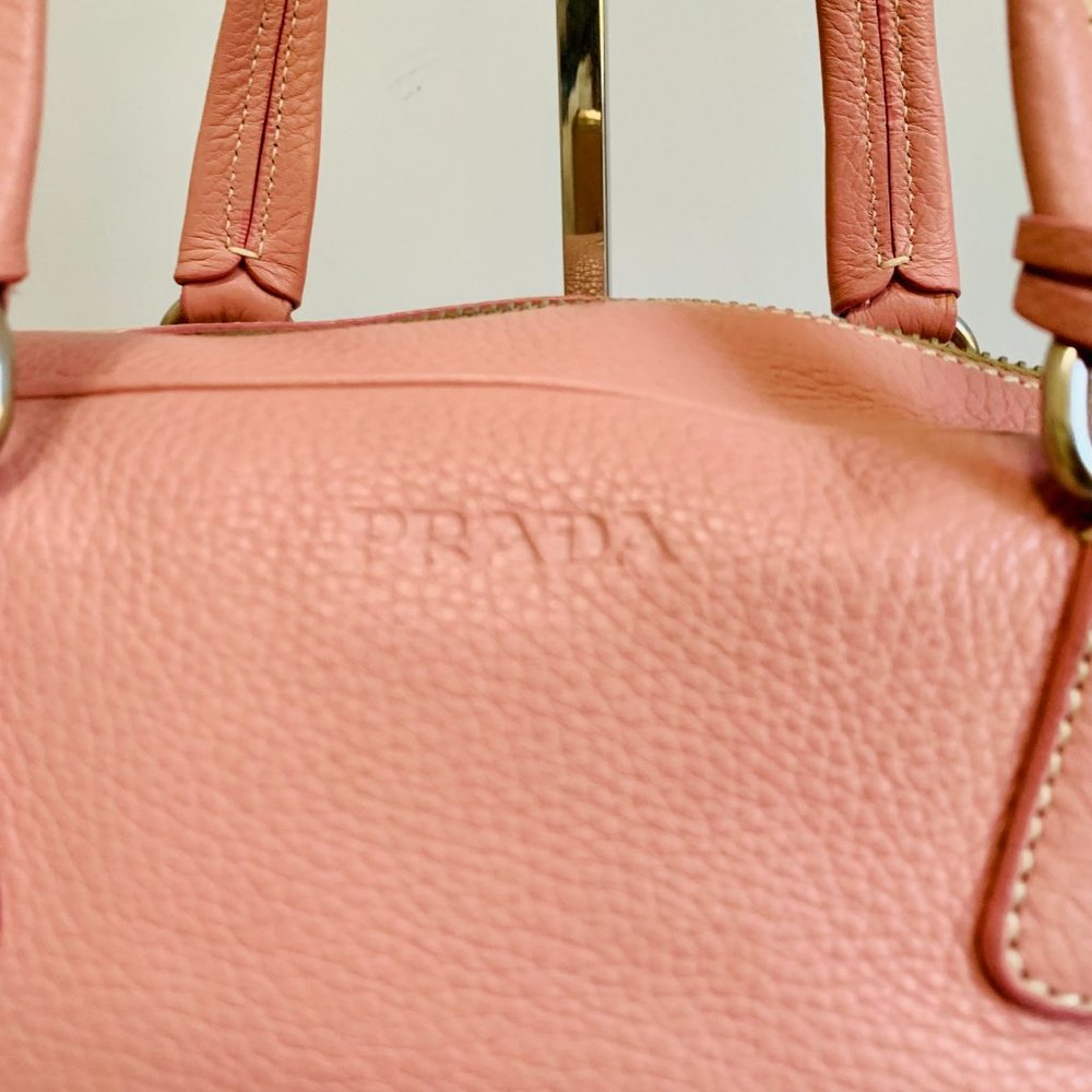 PRADA PINK PEBBLED LEATHER SATCHEL BAG WITH LOCK AND KEY Y2K - Picture 2 of 15